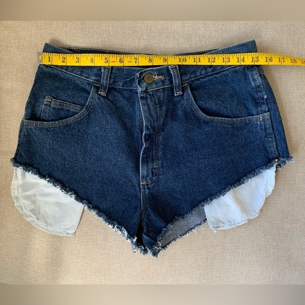 Wrangler Women’s Jeans Shorts - Picture 3 of 8
